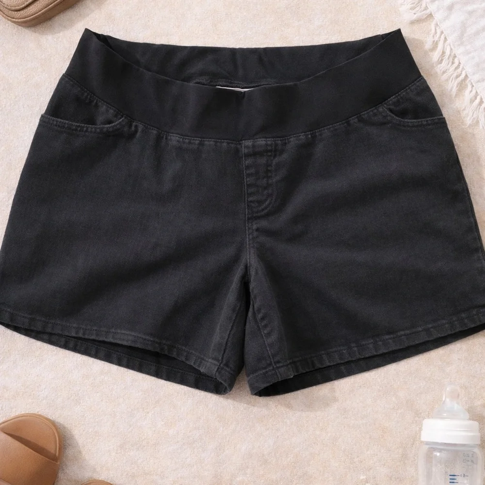 Liz Lange Maternity Black Pull On Shorts Size 16 XL Stretch Waist Casual Summer
